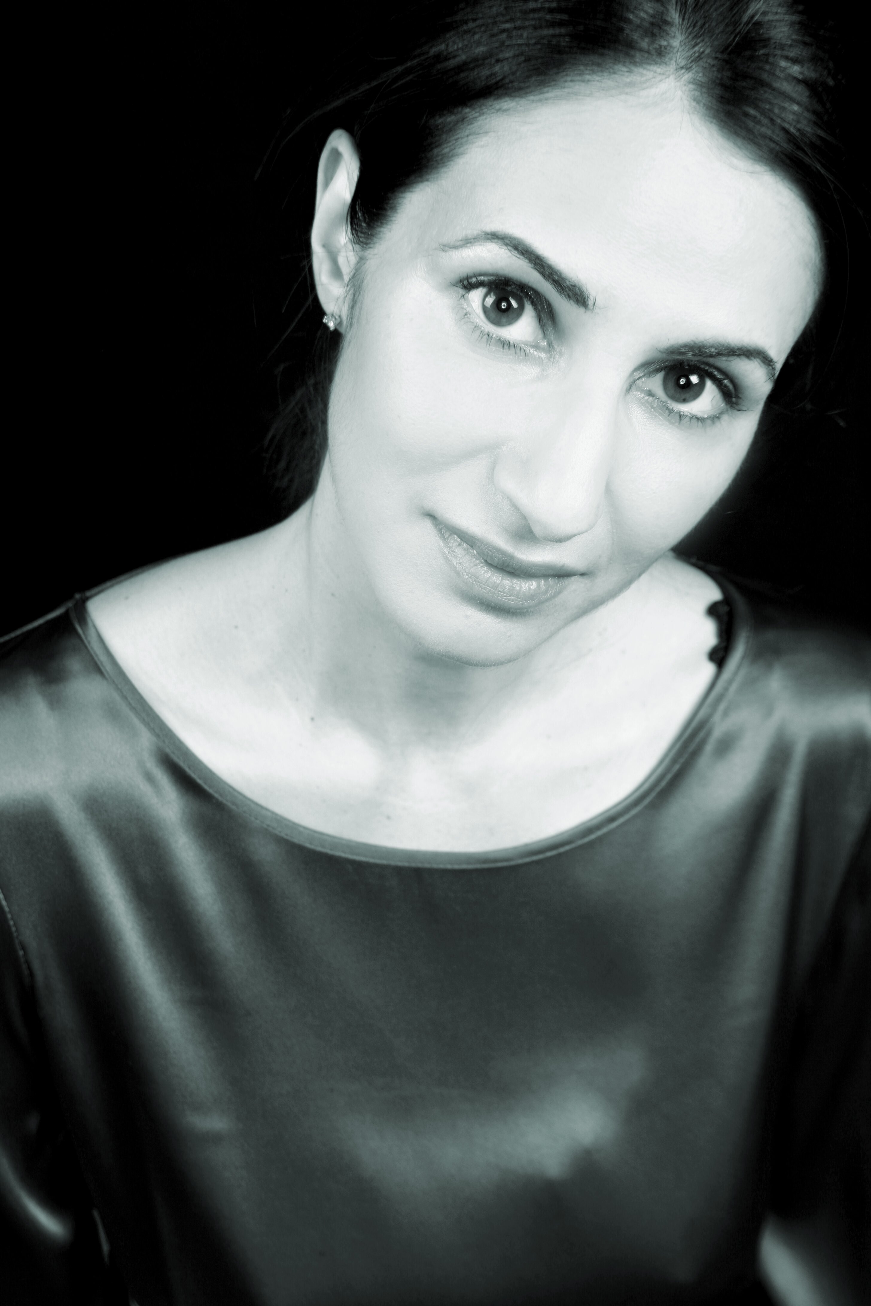 Mona Arshi